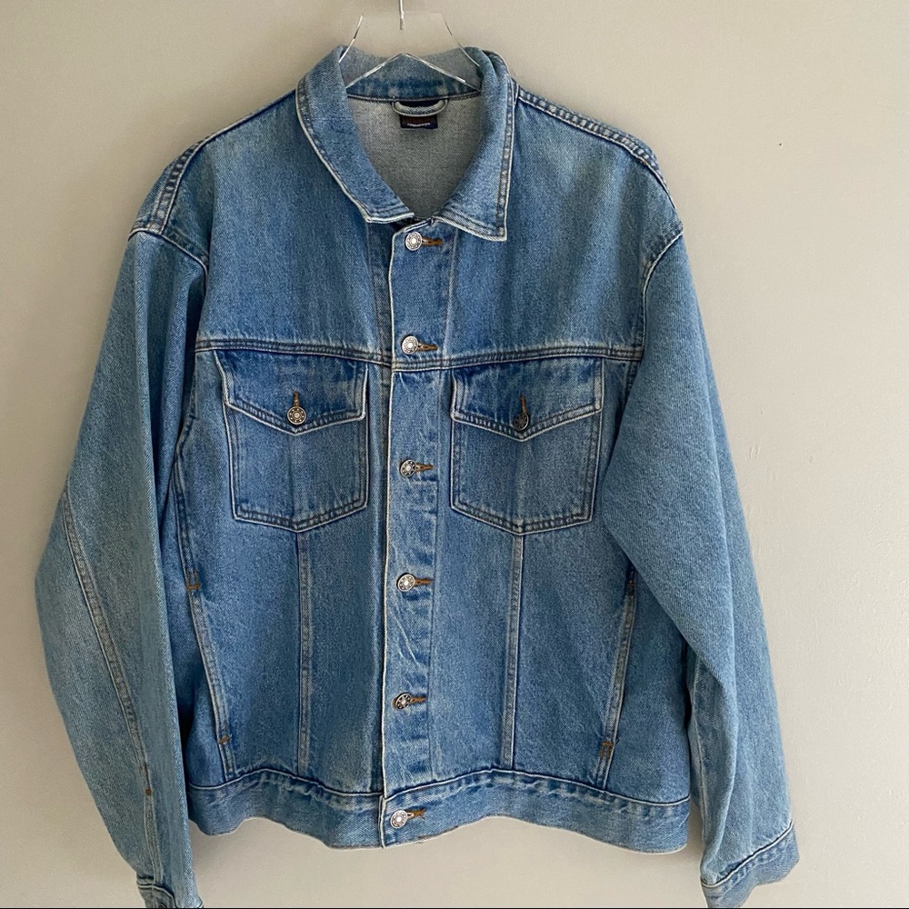 Saugatuck Medium Wash Denim Jacket vtg unisex Sz L truckers Pockets